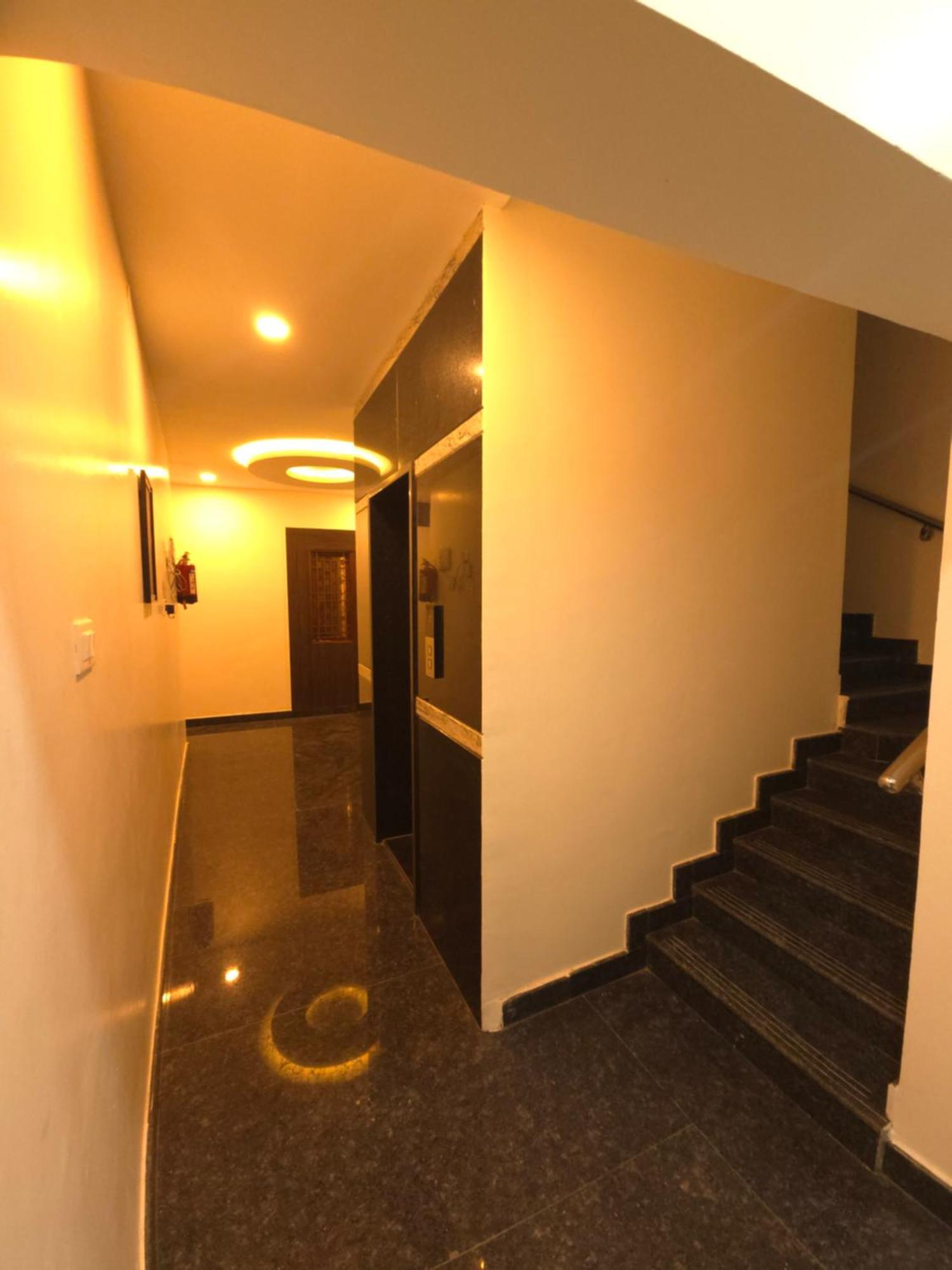 فندق Shreem Sesha Sai Residency Tiruvannāmalai المظهر الخارجي الصورة